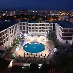 فندق Kolovare