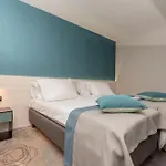 Kolovare Hotel 4*