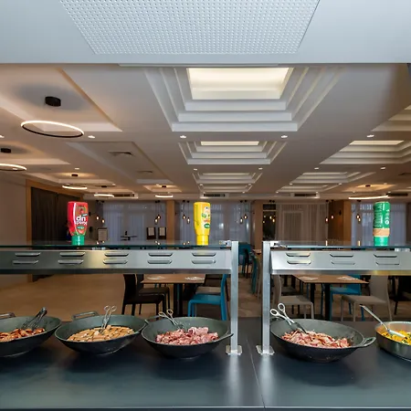 Kolovare Отель Задар