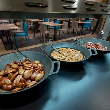 Отель Kolovare 4*