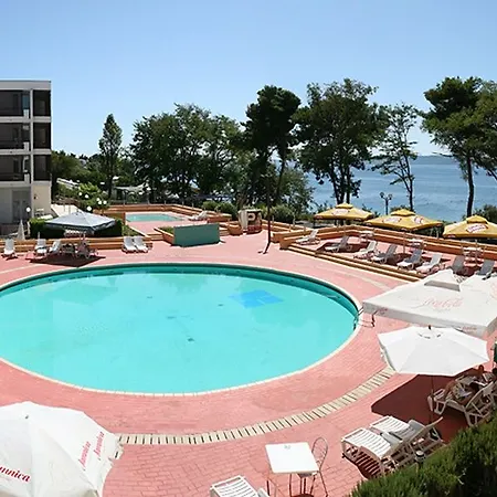 Kolovare Hotel 4*