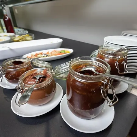 콜로바레 호텔