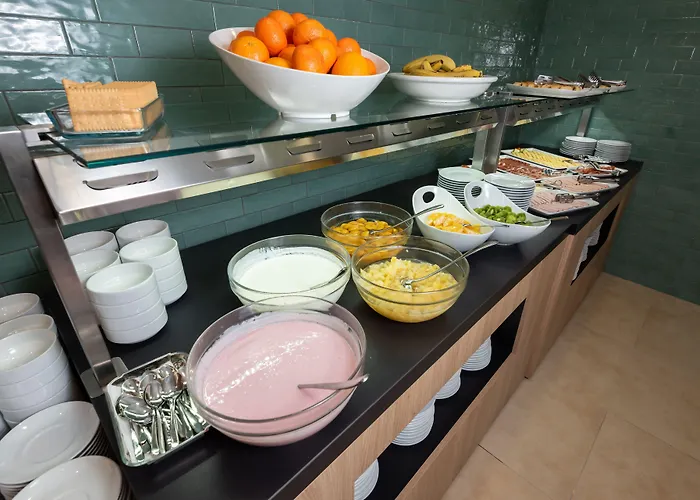 Hotell Kolovare 4*