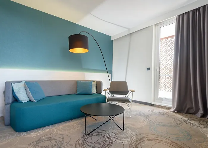 Kolovare Отель Задар