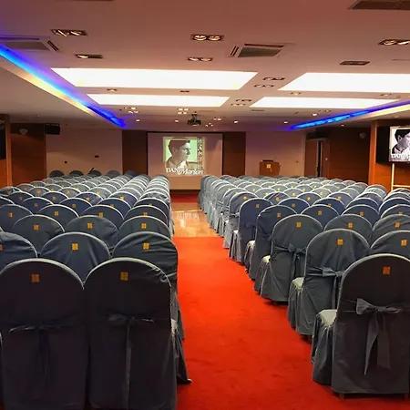 酒店 科洛瓦尔酒店 4*