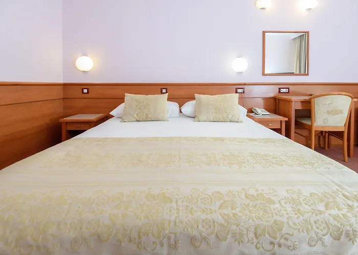 Kolovare Szálloda Zára